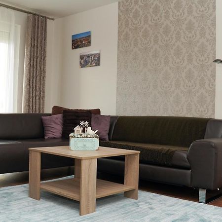 Appartement The Pearl Of Zsofia à Esztergom Extérieur photo