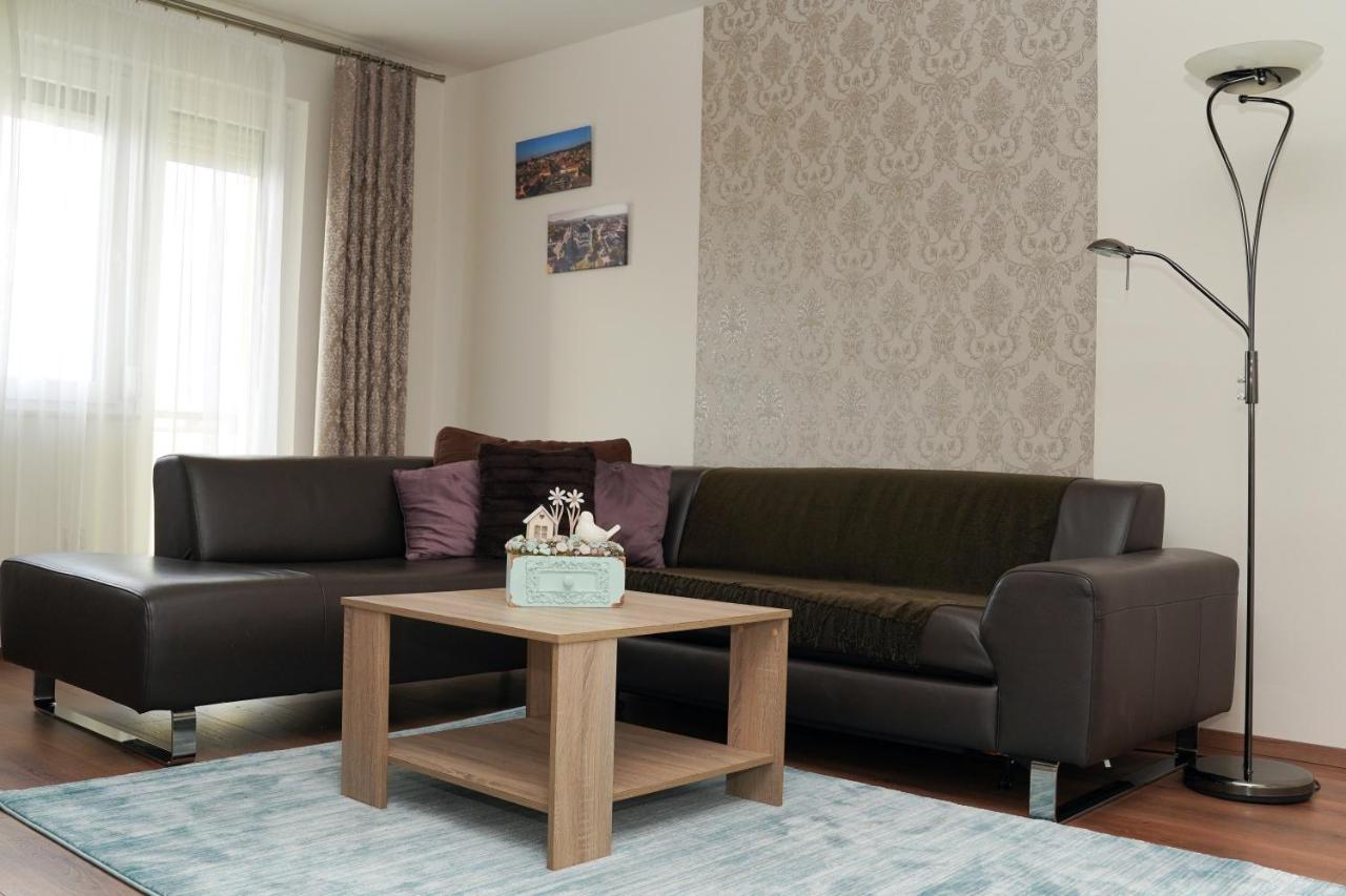 Appartement The Pearl Of Zsofia à Esztergom Extérieur photo